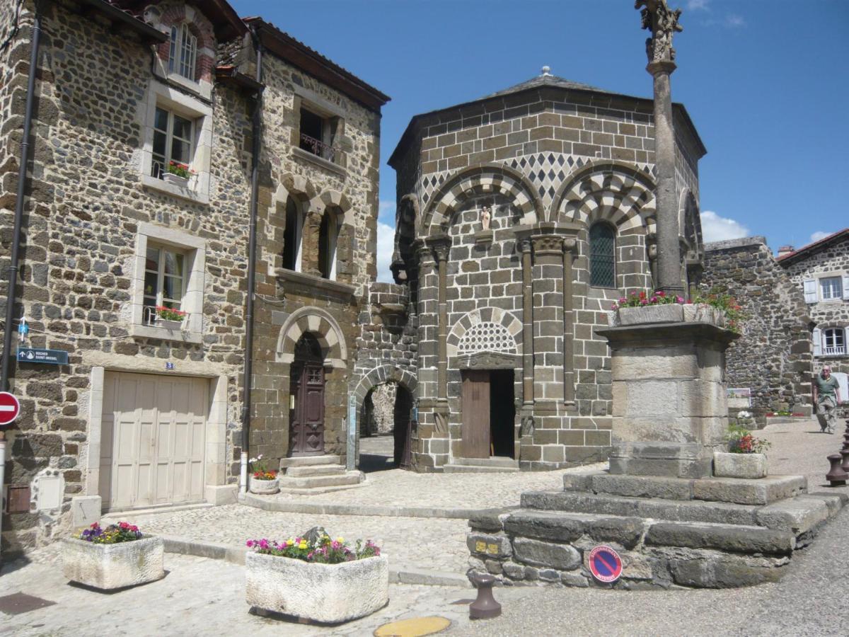 Le Petit St Jacques Apartamento *