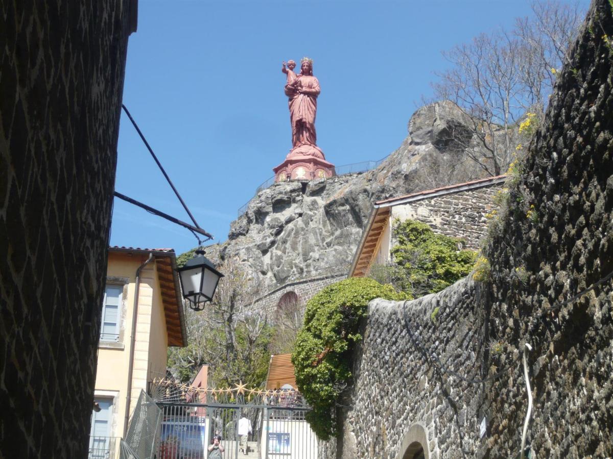 Le Petit St Jacques Le Puy-en-Velay